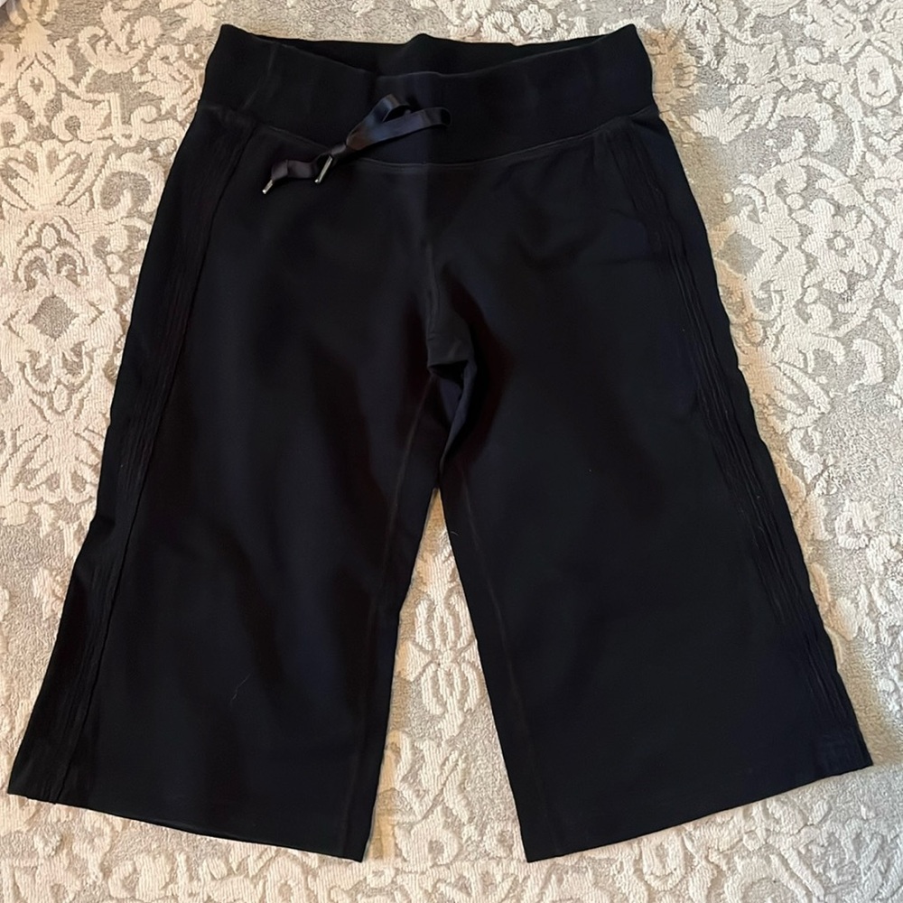 Pedal pusher or clam digger cotton crops